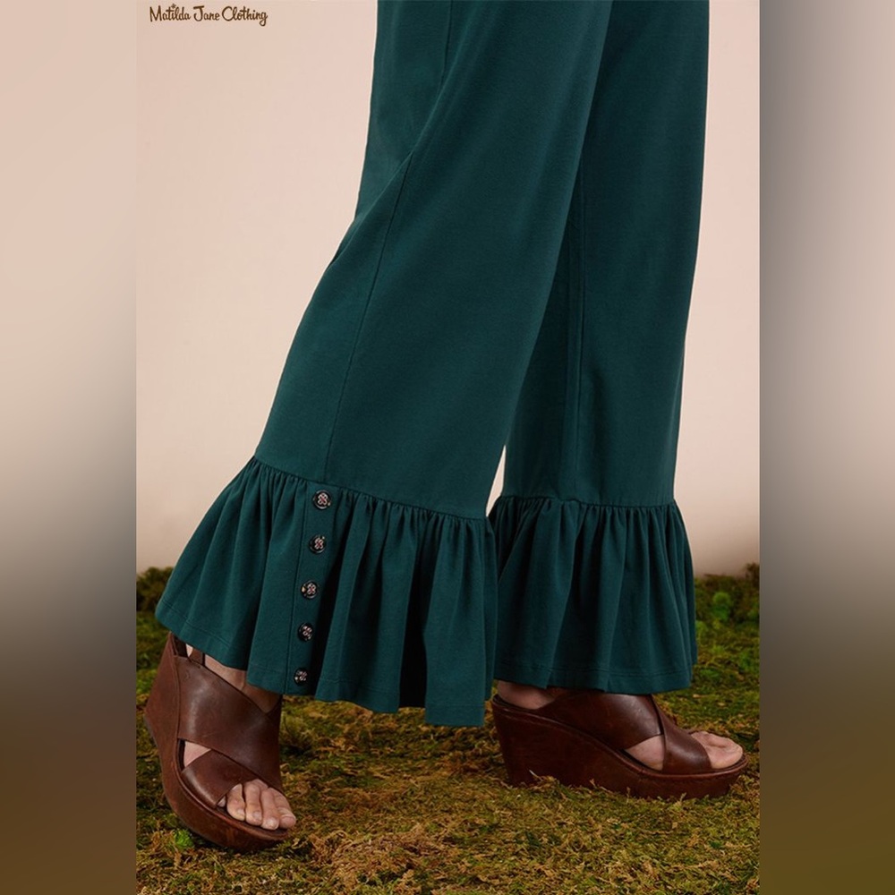 Matilda Jane Women's Green Ruffle Pants